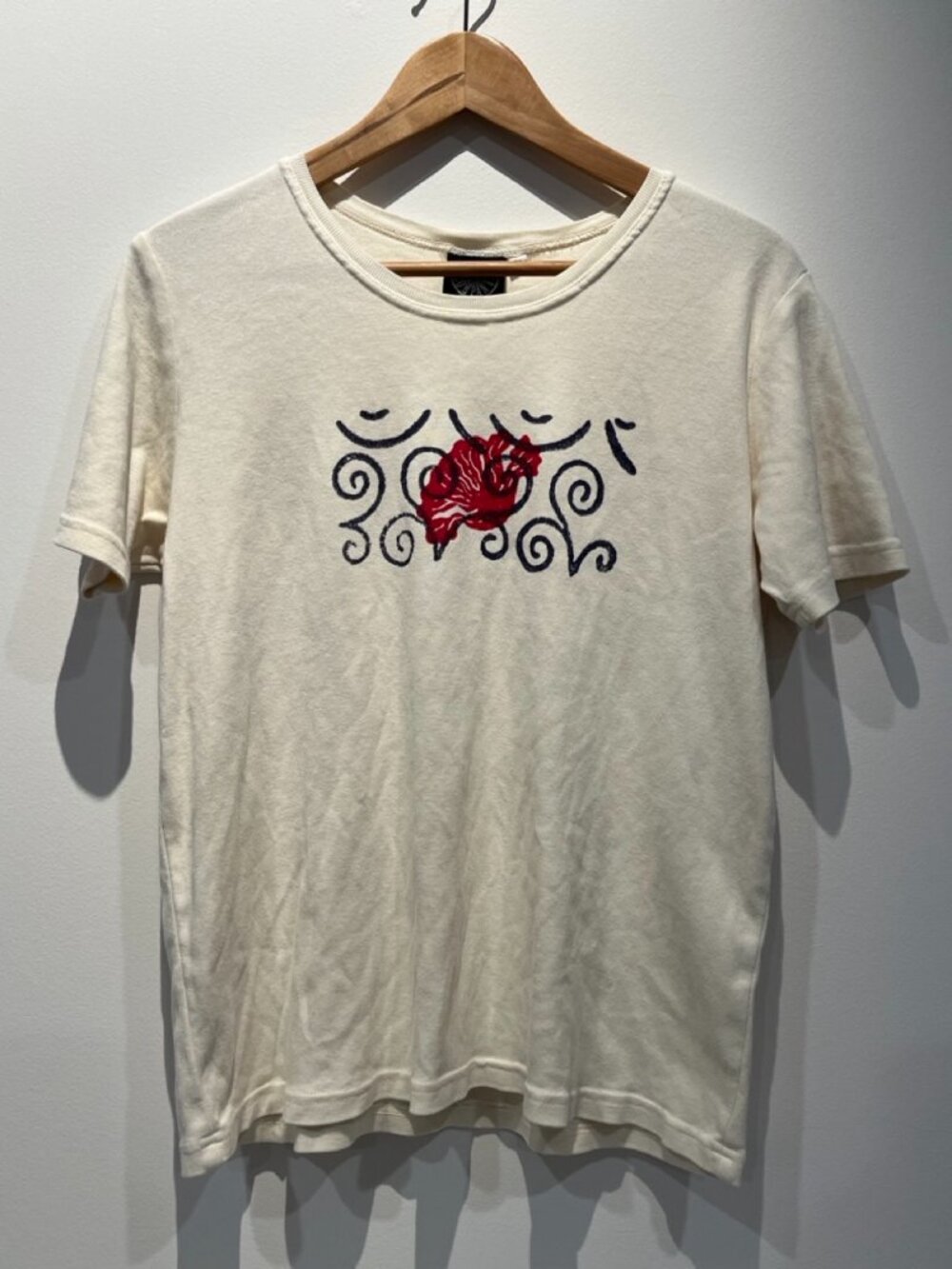 Produce Company Off-White Floral Heart Scroll Graphic Tee XL